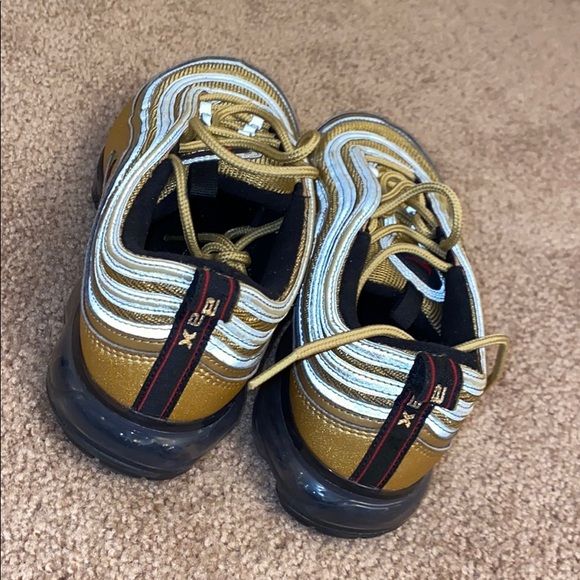 COPY - Nike AirMax Vapor - Picture 4 of 7